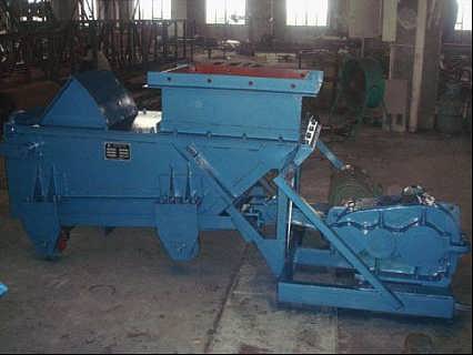 往复式给煤机的日常检修